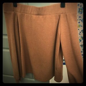 Rust orange off the should Vestique long sleeve